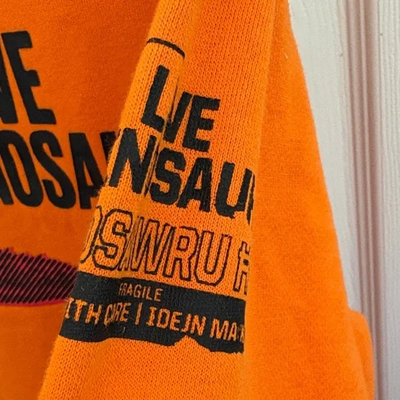 Universal Studios Jurassic World Hoodie - Picture 4 of 7